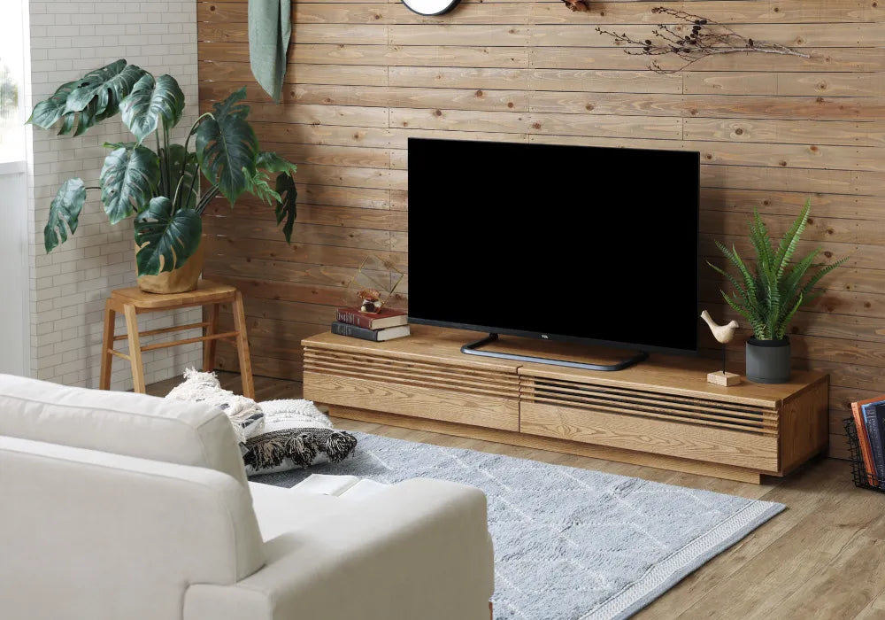 テレビとソファの距離はどれくらい？サイズ別の目安と快適なレイアウトを解説