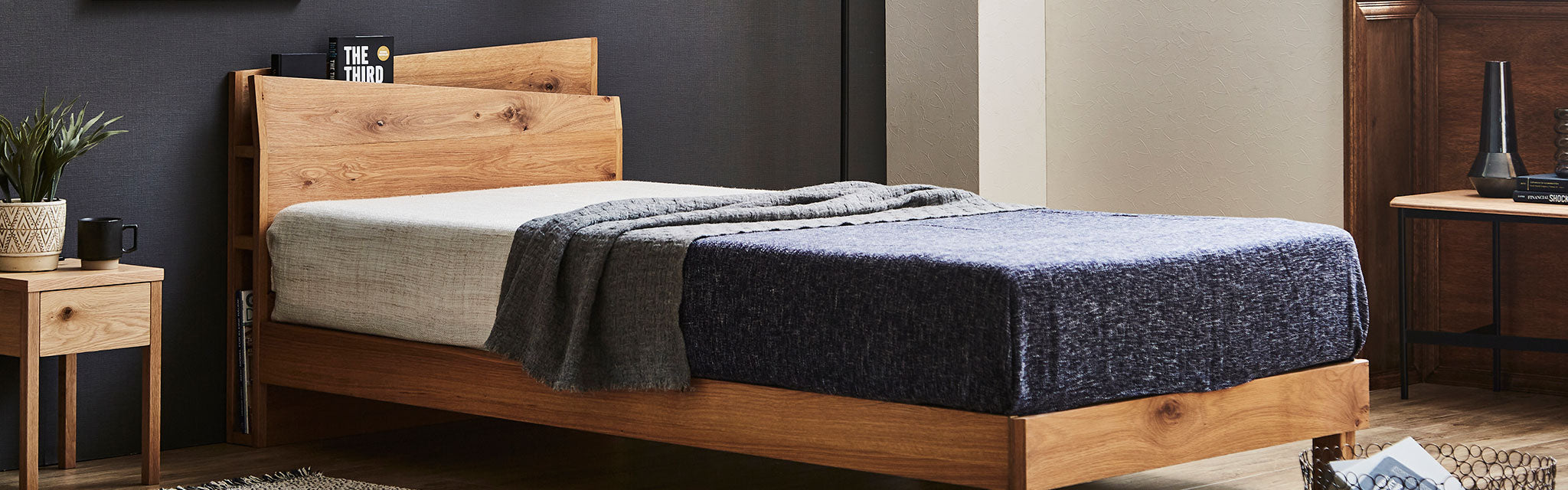 ベッドフレーム