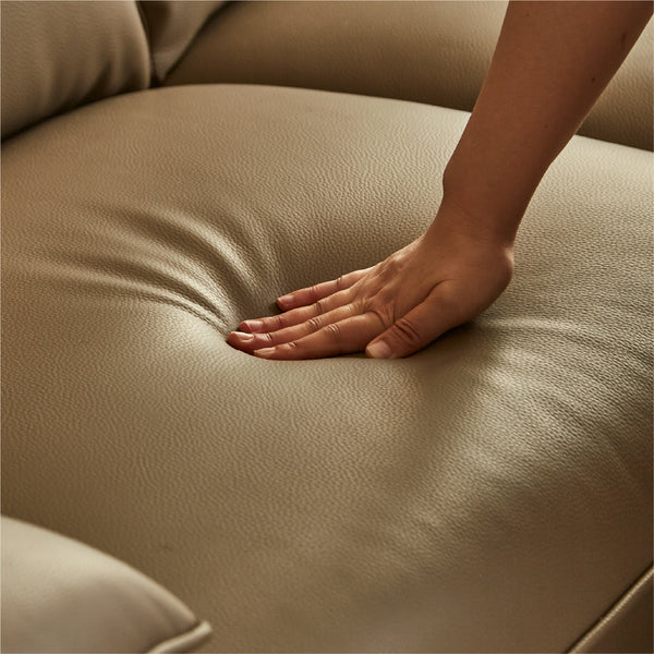 座面には高密度ウレタンフォームを使用。しなやかでやさしい座り心地に仕上げました。 #FLT02 シャドーグレージュ（ファインレザーテックス）