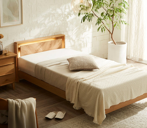 カトリナ ベッドフレーム