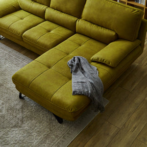 座面には高密度ウレタンフォームを使用しており、しっかりとした座り心地です。 #PLT111 プラチナグレー（プライムレザーテックス）